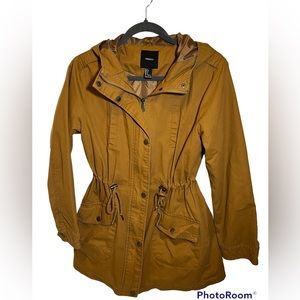 Lightweight Forever21 Jacket in Yellow mustard color size S